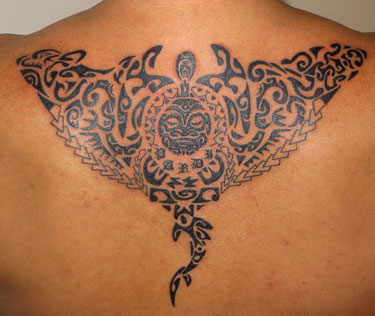 Tatuaggio sulle spalle
