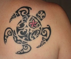 Tatuaggio di una tartaruga Maori