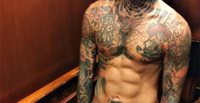 I tattoo di Fedez: quali sono e cosa significano - PassioneTattoo