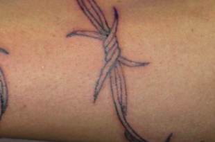 filo spinato tatuaggio