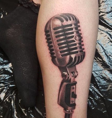 Tatuaggio Microfono Per Chi Ama Musica E Canzoni Passionetattoo